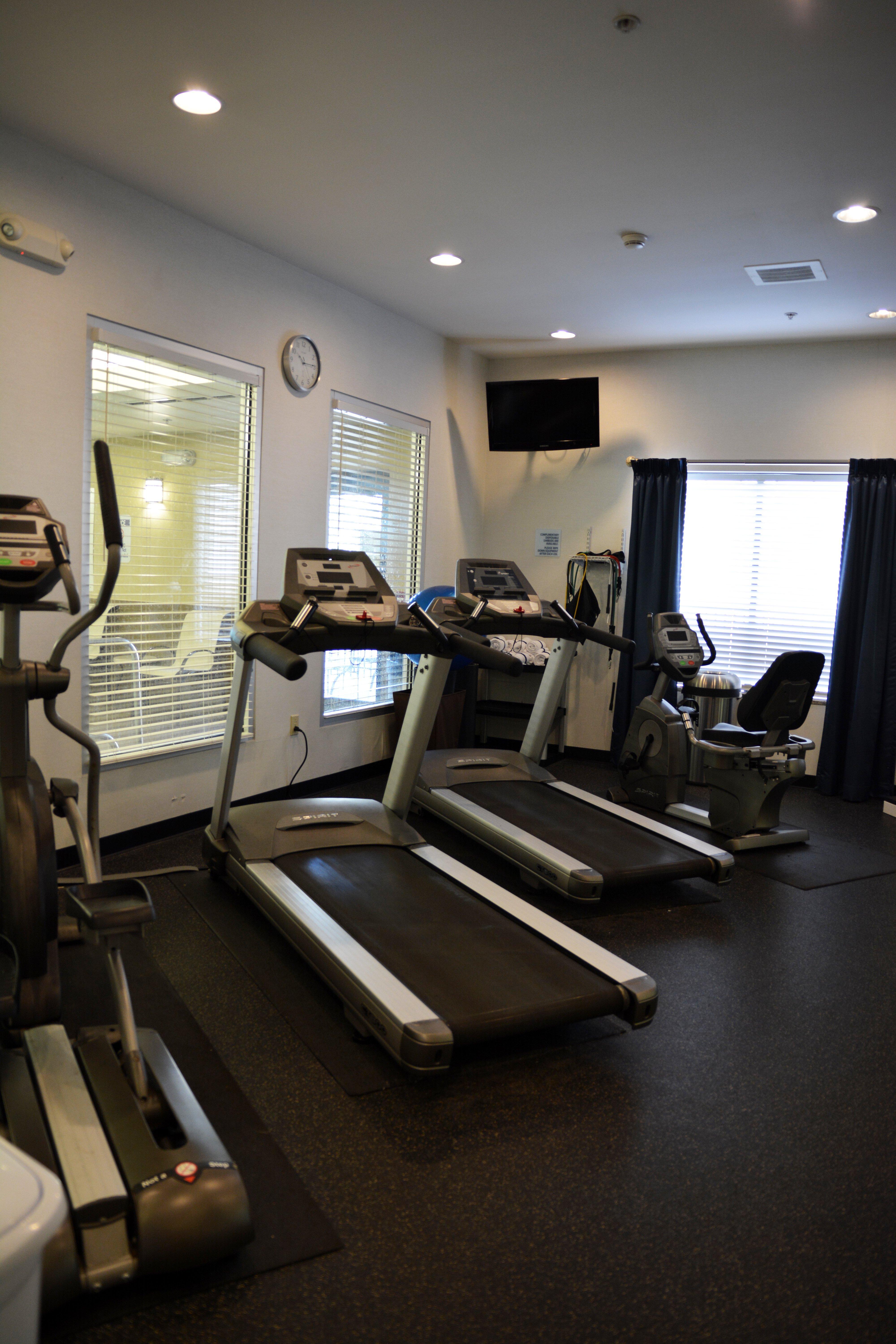 Holiday Inn Express & Suites Youngstown West I 80, An Ihg Hotel Ngoại thất bức ảnh