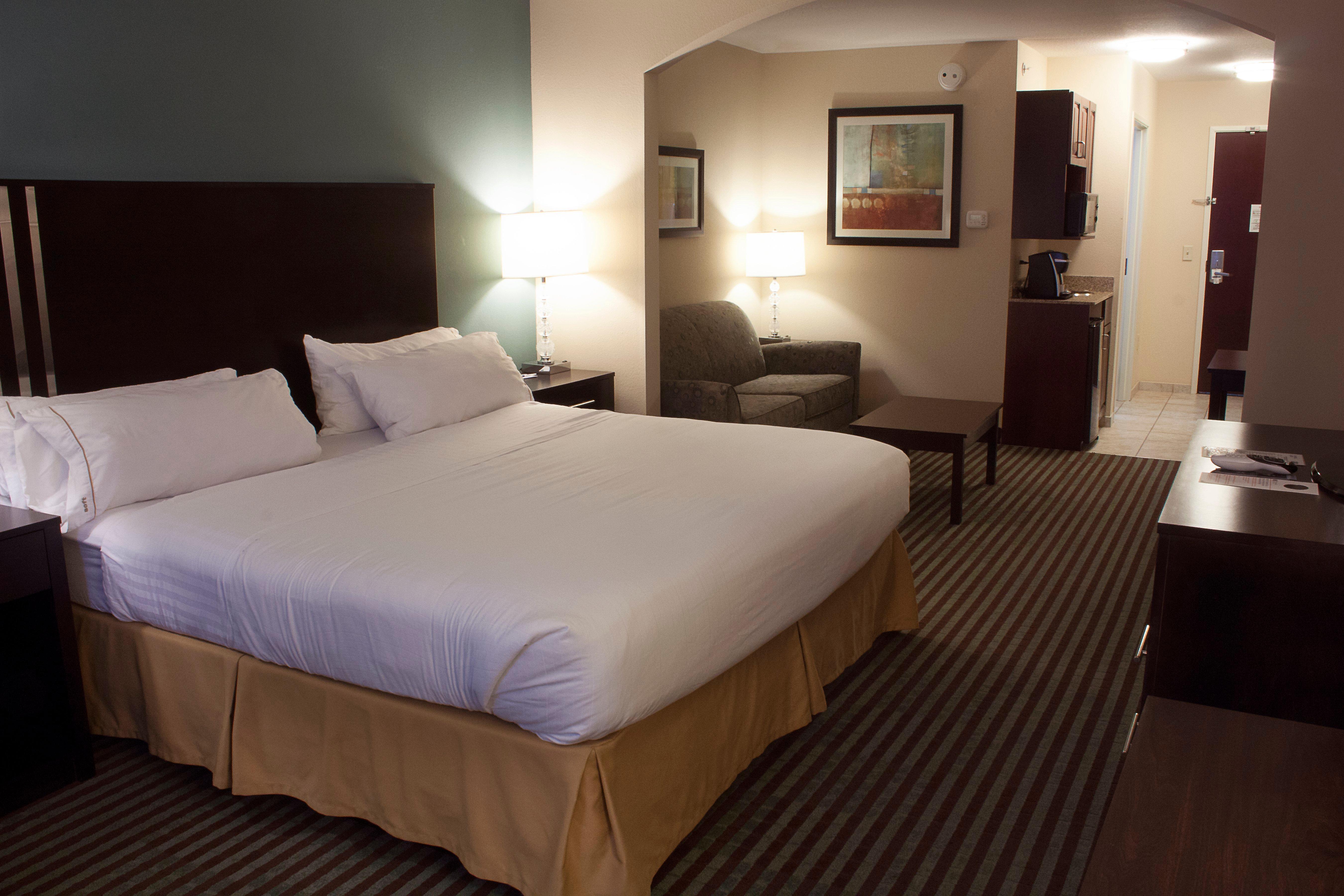 Holiday Inn Express & Suites Youngstown West I 80, An Ihg Hotel Ngoại thất bức ảnh