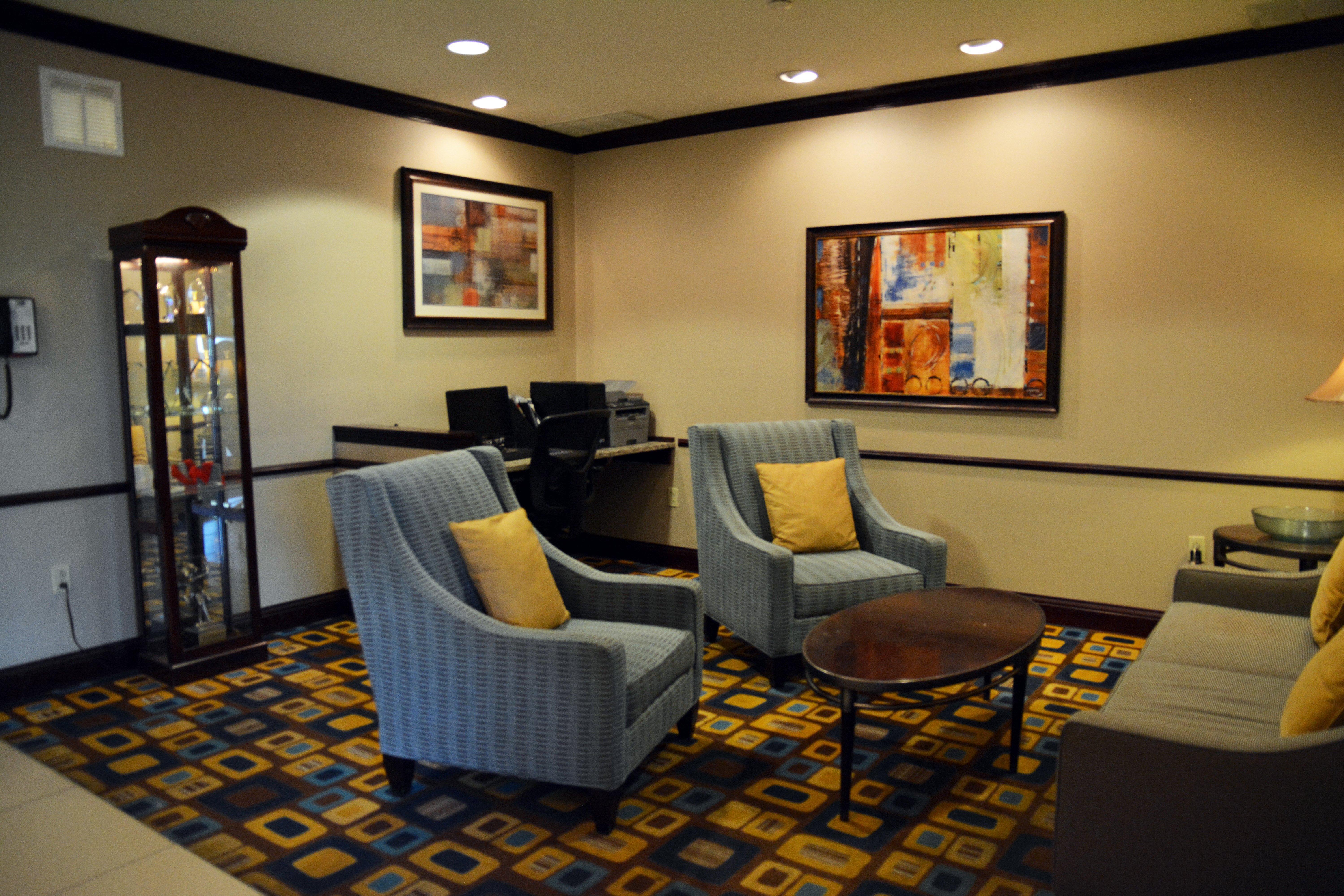 Holiday Inn Express & Suites Youngstown West I 80, An Ihg Hotel Ngoại thất bức ảnh