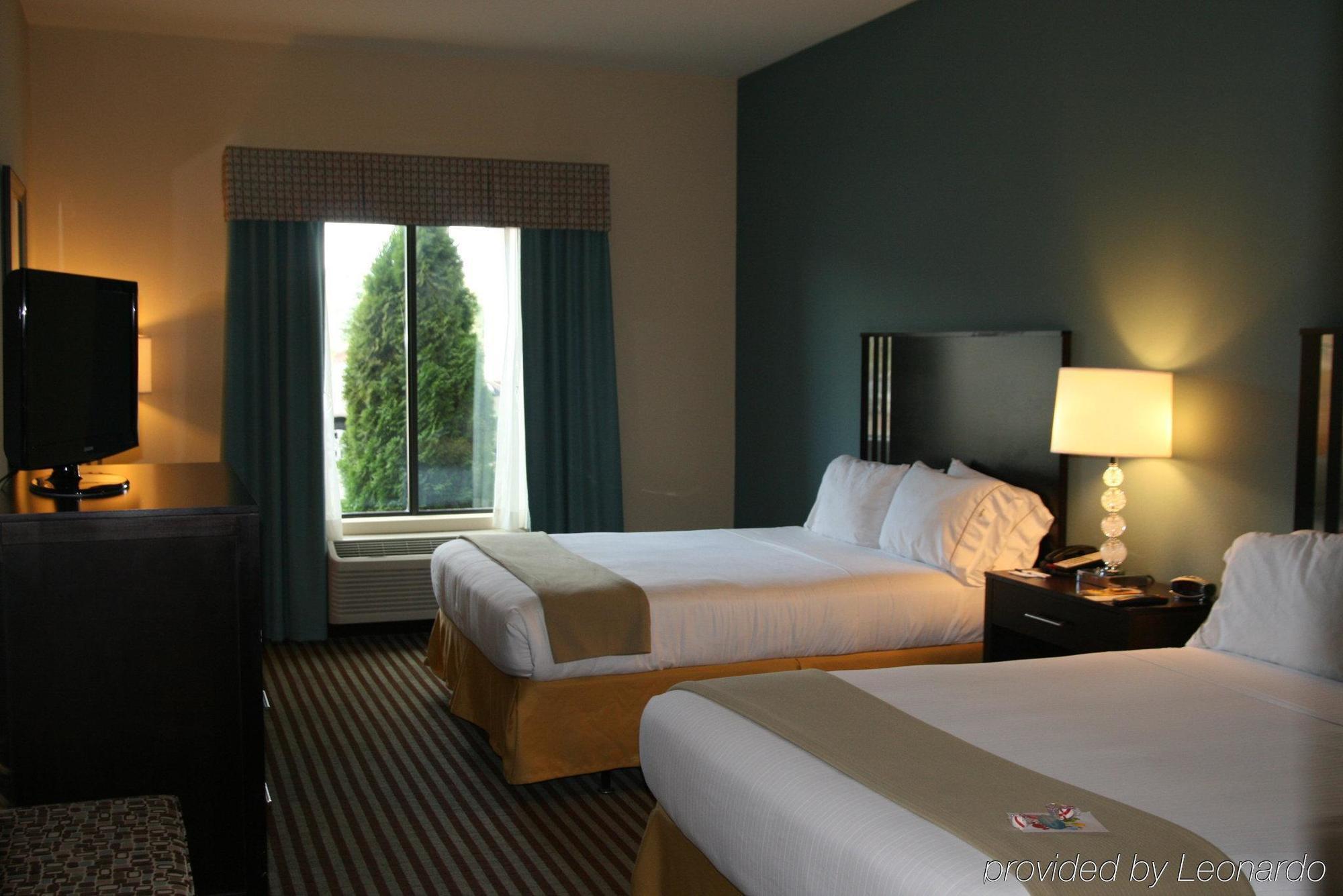 Holiday Inn Express & Suites Youngstown West I 80, An Ihg Hotel Ngoại thất bức ảnh