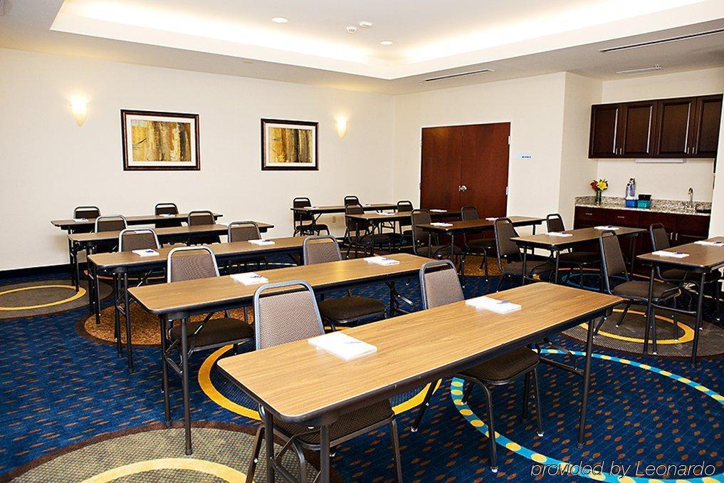 Holiday Inn Express & Suites Youngstown West I 80, An Ihg Hotel Austintown Tiện nghi bức ảnh